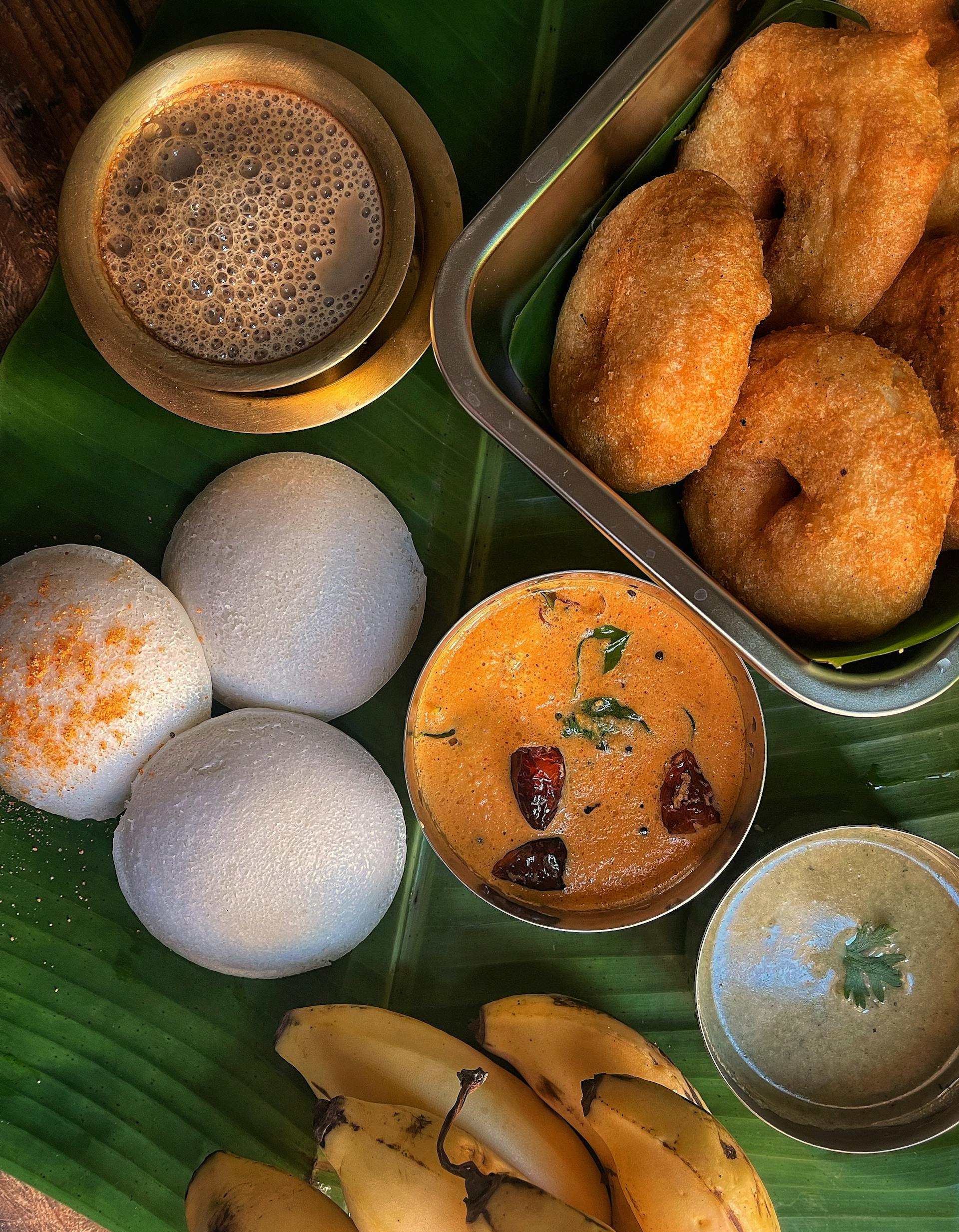 Best Idli and Sambhar order from The South Indian Plate near Khar, Bandra and Santacruz in Mumbai.